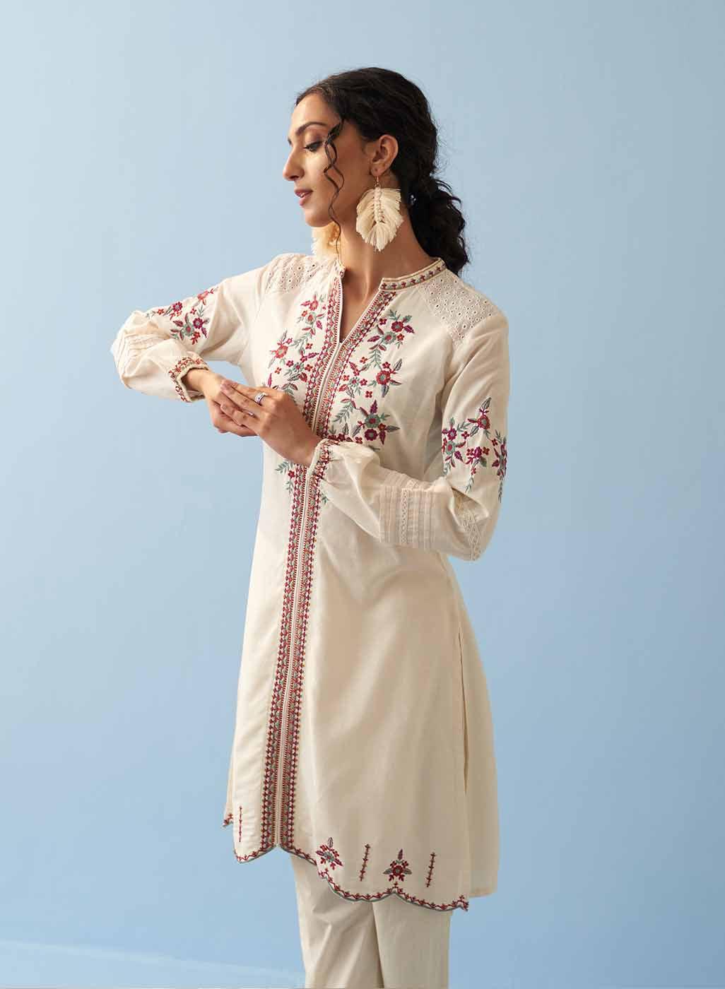 Ivory Embroidered Kurta for Women with Puffed Sleeves - Image 2