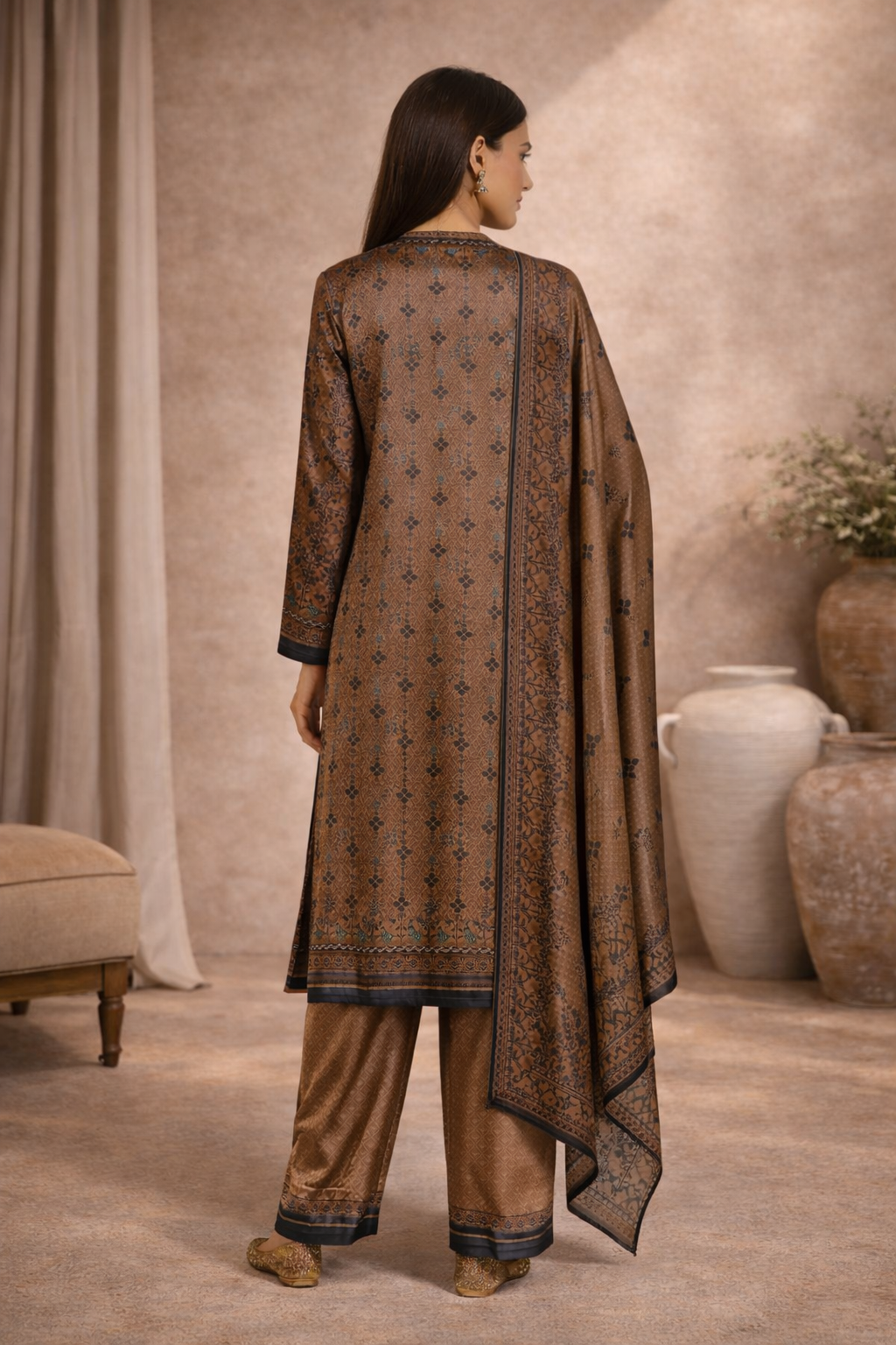 Mustard Ethnic Printed Velvet 3 Piece Kurta Set - Image 3