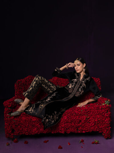 Avira Black Zari Embroidered Velvet Co-ord Set