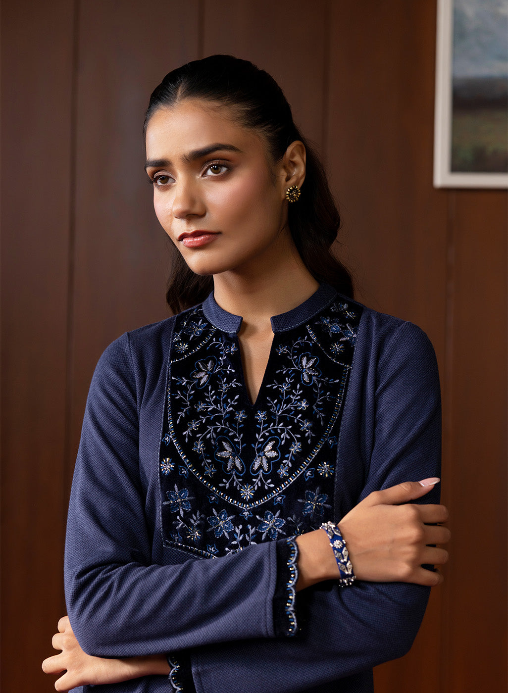 Saraya Navy Embroidered Straight Kurta - Image 3